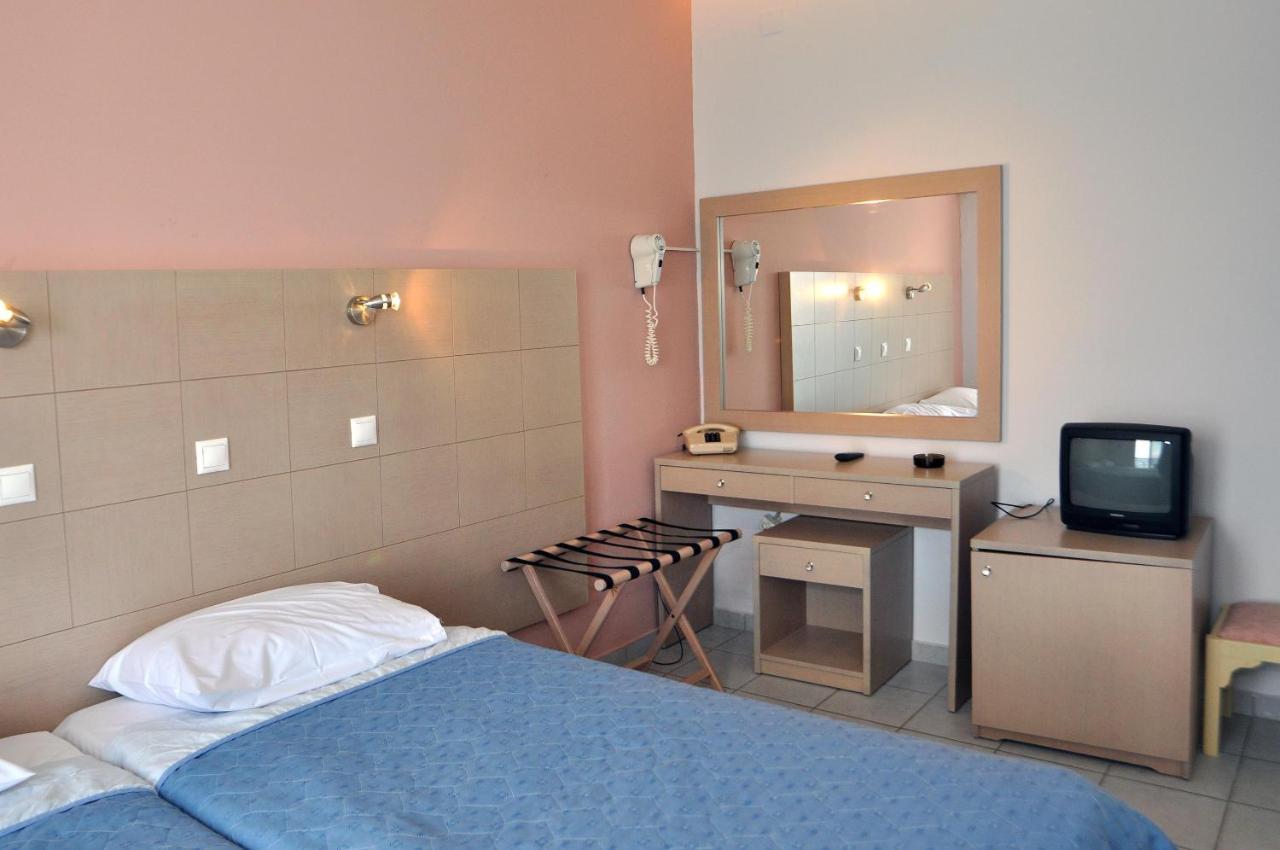 Hotel Aris Толон Экстерьер фото